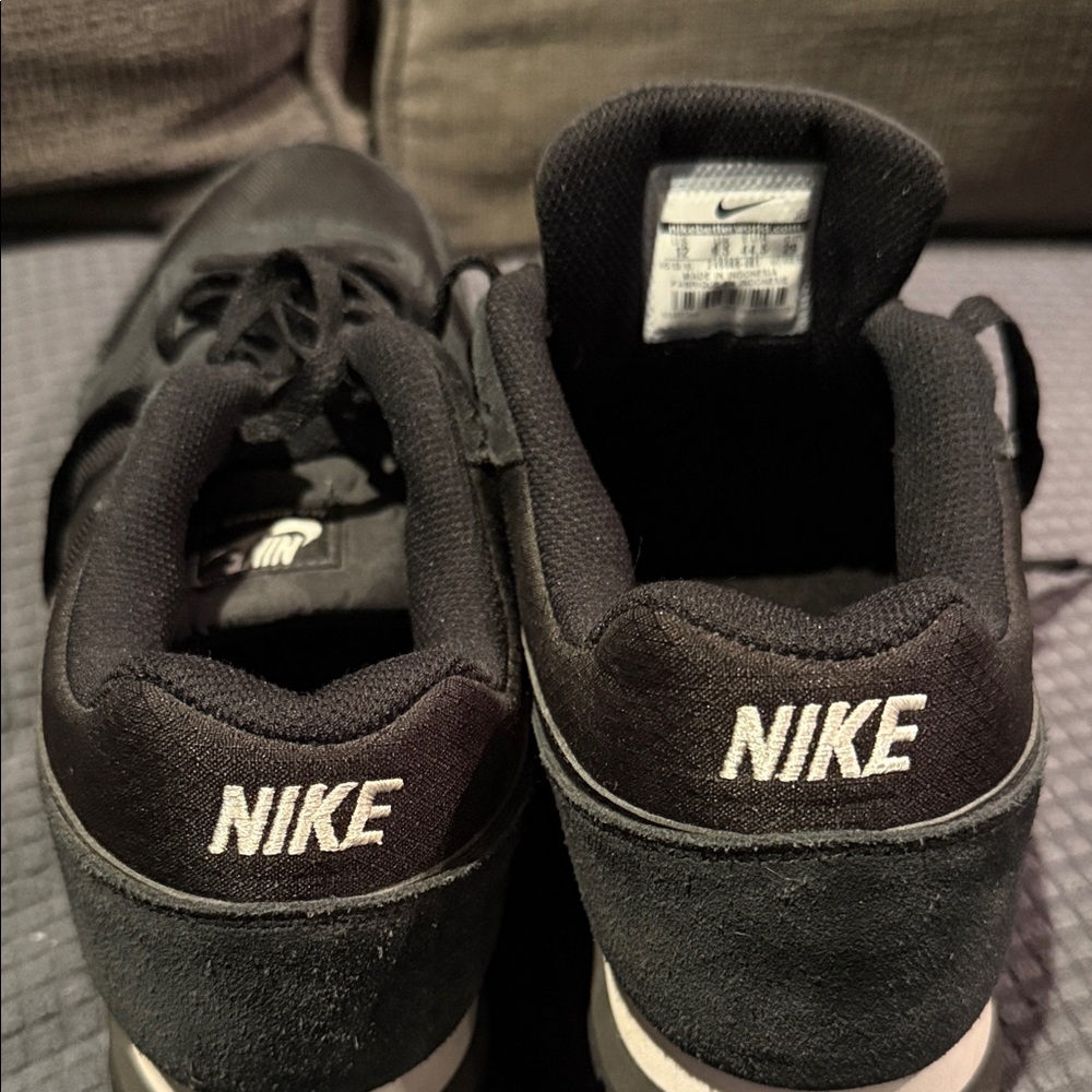 Nike Women’s Black Sneakers